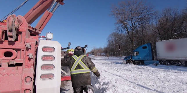 01:05: Heavy Rescue: 401 (S5 E8) (S5) | TV10 | 11/9 2025