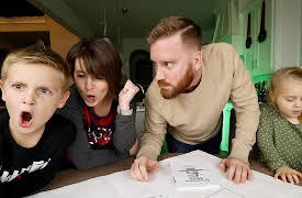 pocket.watch KidCity Ultimate mishmash: Grinch Master Steals KidCity's Christmas!