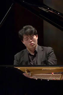 09:14: CMIM Piano 2024 - Primera ronda: Xiaoxuan Li | Classica | 4/4 2026