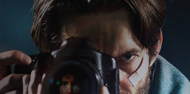 Chasing Robert Barker (2015)