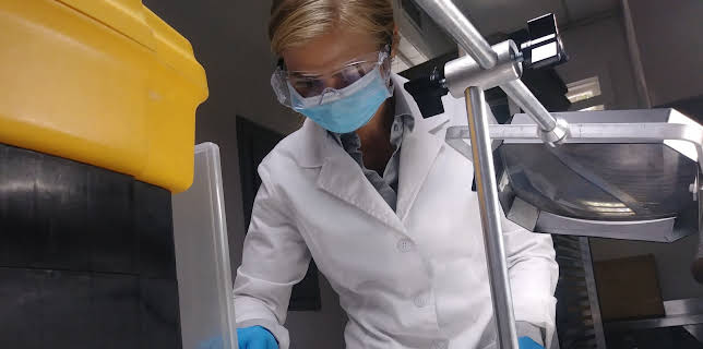 13:00: People Magazine Investigates (S3 E8) (S3) | ID | 2/4 2026