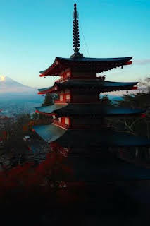 21:33: Volcanes y hombres: Episodio 10 | Canal 33 | 2/13 2026