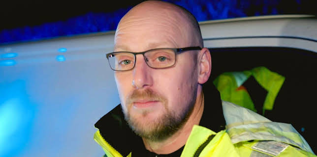 12:00 PM: Traffic Cops (S10 E6) (S10) | 5 Star | 11/20 2025