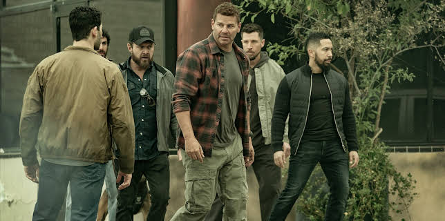 19:05: SEAL Team (S7 E1) (S7) | Viasat 4 | 12/12 2025