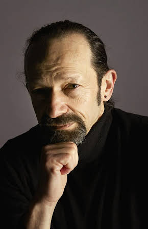 Aleksander Mincer as 