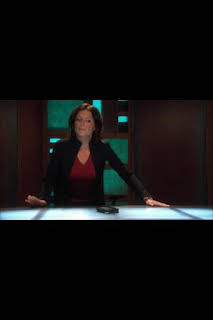 10:30: Stargate Atlantis (T2): Ep.5 Condenados | SYFY | 3/29 2026