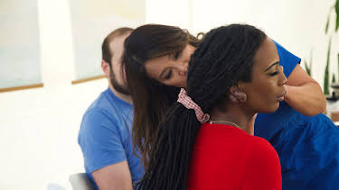 00:25: Dr. Pimple Popper (S5 E16) (S5) | TLC | 4/6 2026