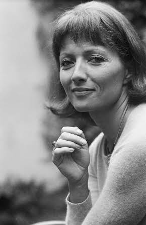 Stéphane Audran as 