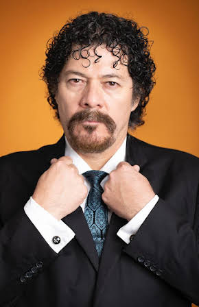 Enoc Leaño as 