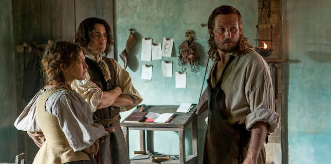 01:40: Versailles (S03/E03) | One | 2/14 2026