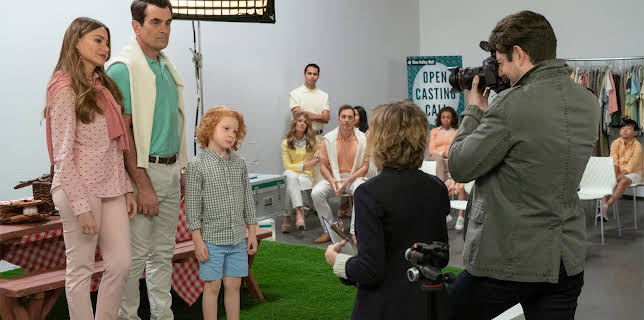 3:50 AM: Modern Family | E4 | 11/29 2025