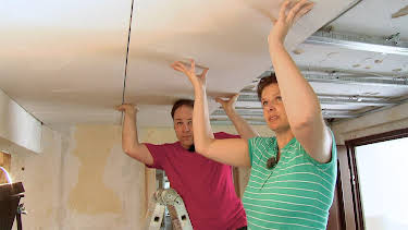 11:55: Die Schnäppchenhäuser - Jeder Cent zählt (S6 E27) (S6) | RTL 2 | 4/22 2026