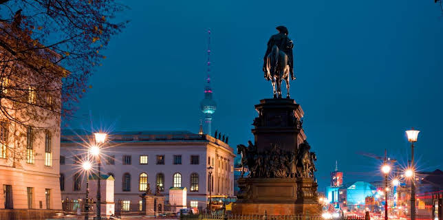 04:05: Berliner Nächte - Herbst | RBB Fernsehen | 11/3 2025