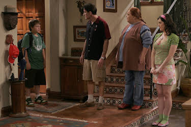 17:35: Two and a Half Men (S4 E1) (S4) | TVNorge | 6/5 2026