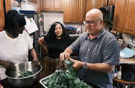 Family Dinner, Season 1: The Smallwood Family