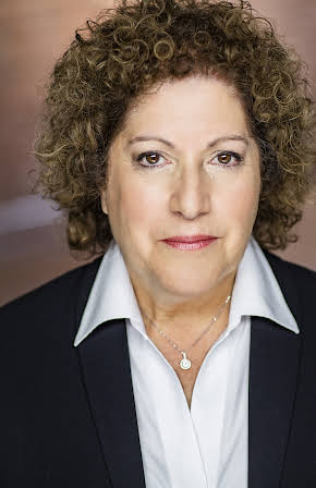 Rhona Shekter as Sue