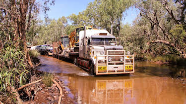 3:05 PM: Outback Truckers (S9 E7) (S9) | Paramount | 6/28 2026