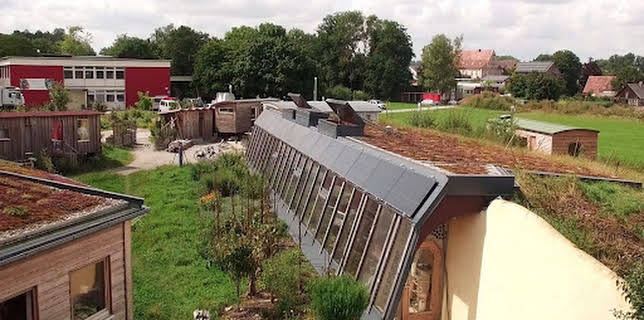 01:50: ARD Room Tour | SWR Fernsehen RP | 12/20 2025