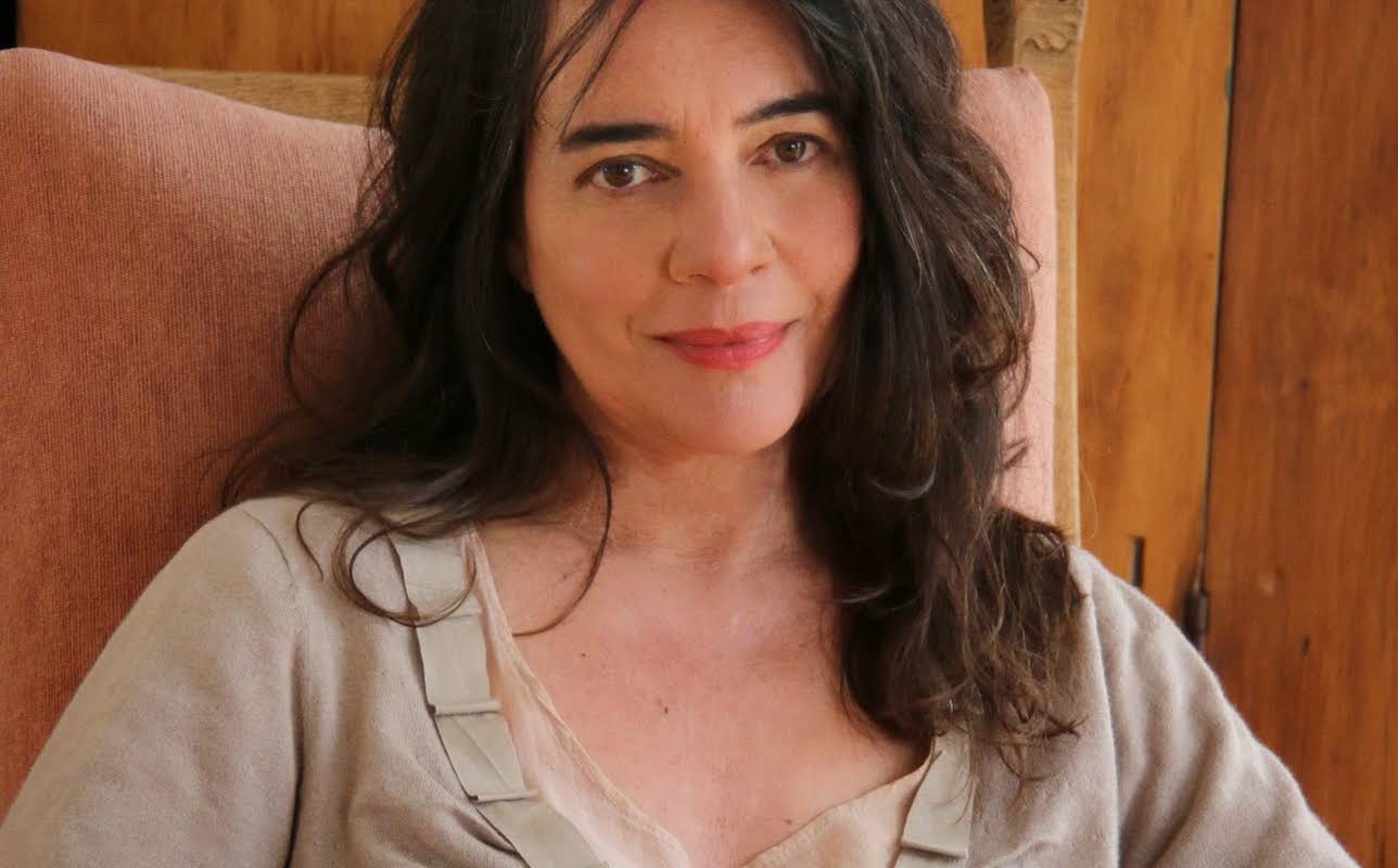 Julie Carmen