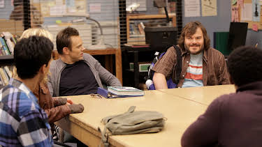 06:25: Community (S1 E13) (S1) | Viasat Series | 4/21 2026