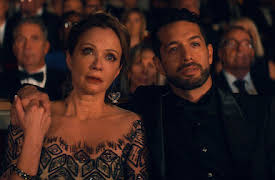 Tiny Pretty Things: Class Act