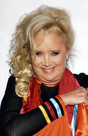 Sally Kirkland as 