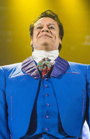 Juan Gabriel as 
