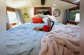 Tiny Luxury: Tiny Home for Engaged Couple