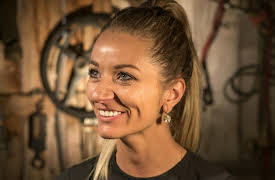 Bad Chad Customs Season 1: To the Moon!