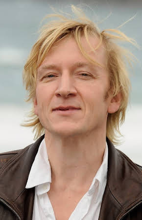Jens Albinus as 