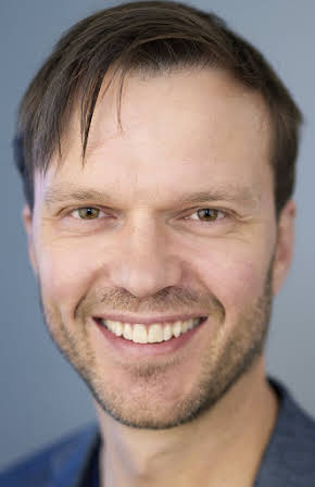 Alexander Eik as Director