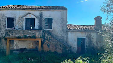 10:30 PM: Amanda & Alan's Greek Job (S1 E1) (S1) | BBC One East Midlands | 1/2 2026