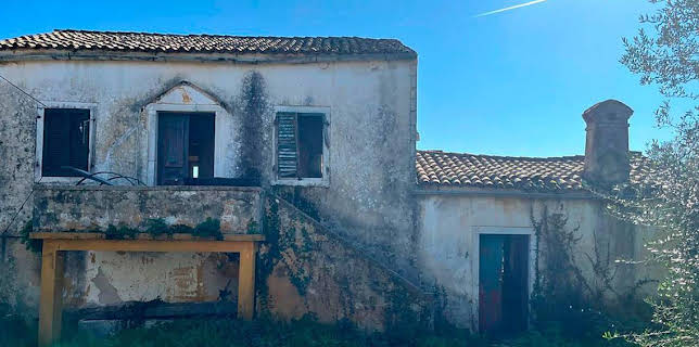 Amanda & Alan's Greek Job