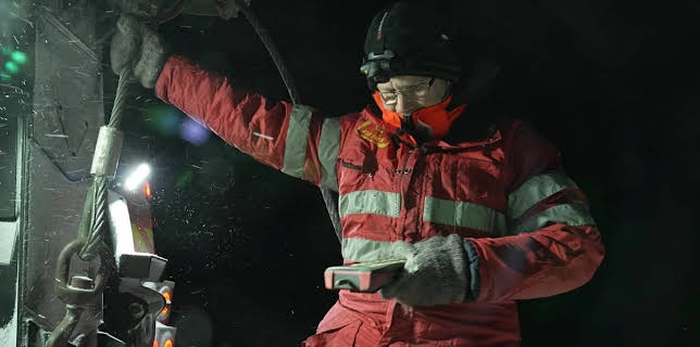 11:00 PM: Ice Road Rescue | Nat Geo Wild | 1/7 2026