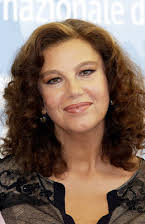 Stefania Sandrelli as 