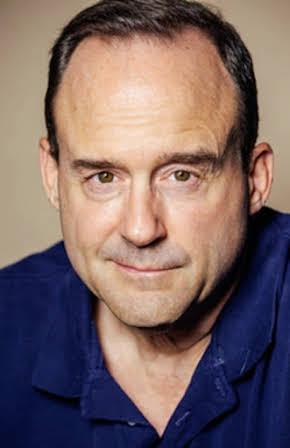 John Hartmann as 