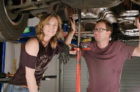 Live, Love, Wrench, Season 1: The Fire Chicken