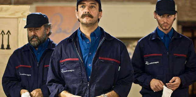 03:56: Guante Blanco | Clan TVE | 3/26 2026