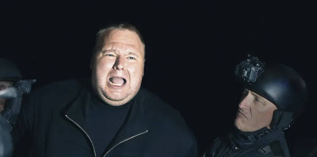 Kim Dotcom: Caught in the Web (2017)