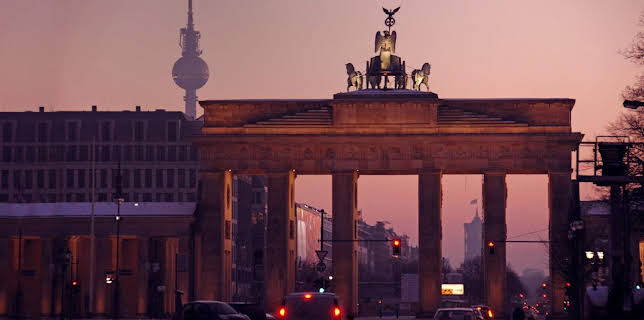 04:35: Berlin erwacht - Winter | RBB Fernsehen | 11/30 2025