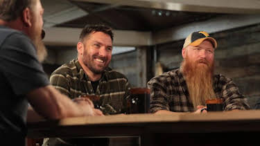 9:00 AM: Barnwood Builders (S6) | Discovery Channel | 8/4 2026