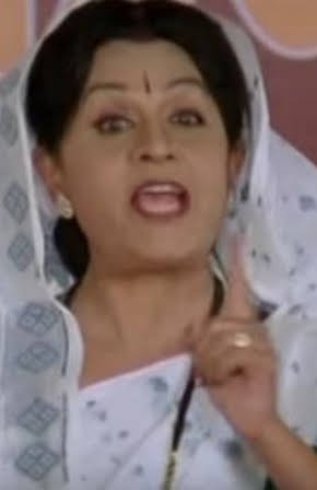 Naina Apte as 