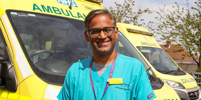 8:00 PM: Casualty 24/7: Every Second Counts (S6 E15) (S6) | 5 Star | 11/17 2025