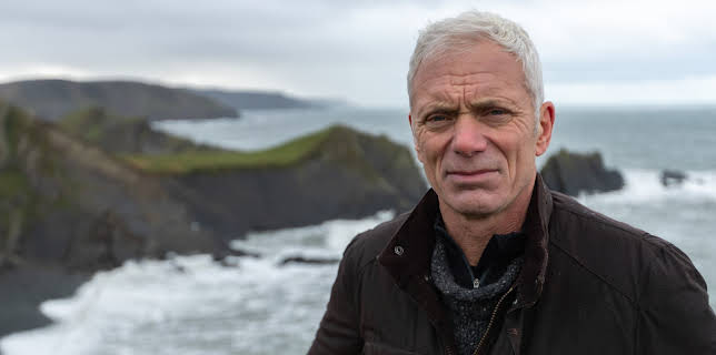 02:48: Mysteries Of The Deep (S1 E2) (S1) | Discovery Science | 11/24 2025