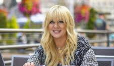 Julia Leischik sucht: Bitte melde dich