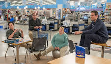 Superstore (S4 E12)