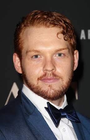 Eric Staves as 