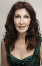 Joanna Gleason como Judy