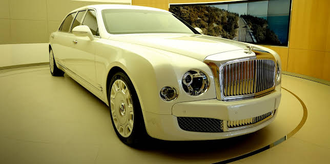 Inside Bentley: A Great British Motorcar