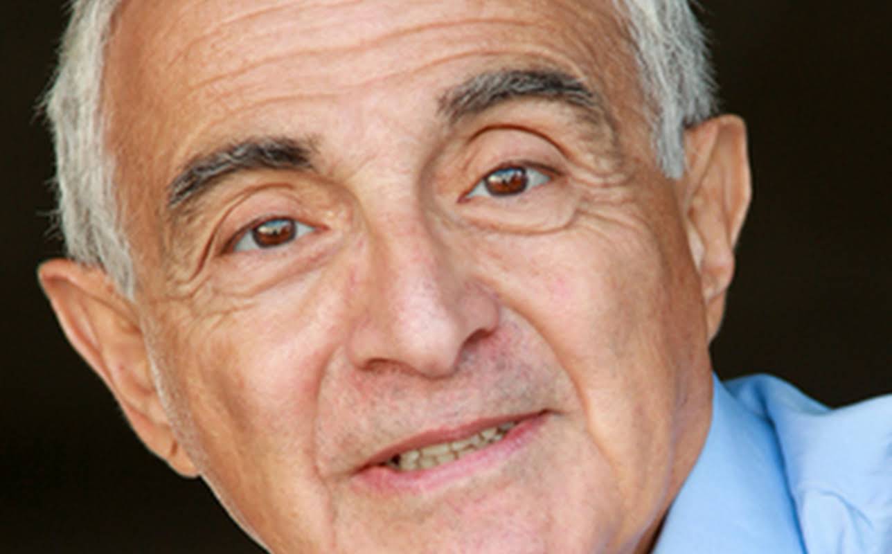 Ray Xifo